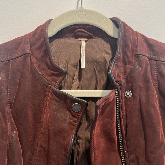 Free people burgundy suede jacket - Picture 2 of 3